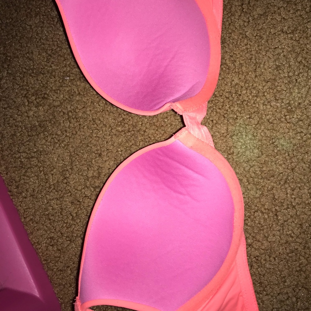 PINK Bra - Picture 2 of 4